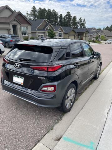 Photo of 2021 Black Hyundai KONA EV