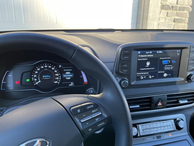 Photo of 2021 Black Hyundai KONA EV