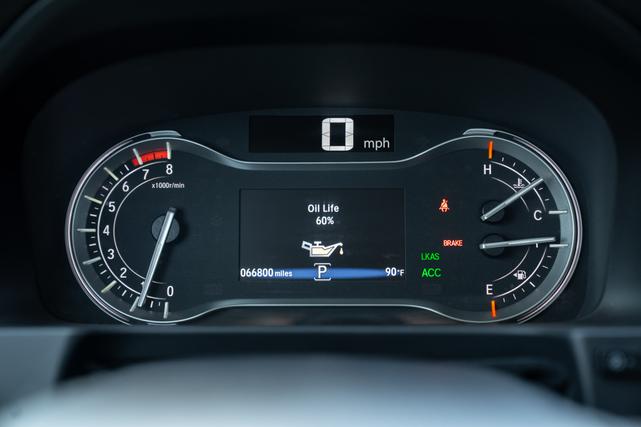 Photo of 2021 White Honda Ridgeline
