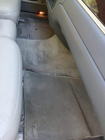 Photo of 2008 Silver Lincoln Town Car