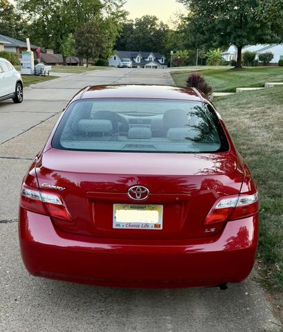 Photo of 2009 Red Toyota Camry