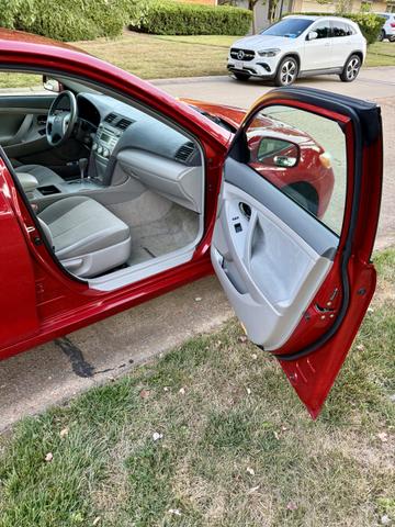 Photo of 2009 Red Toyota Camry