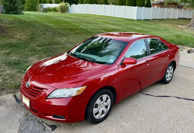 Photo of 2009 Red Toyota Camry