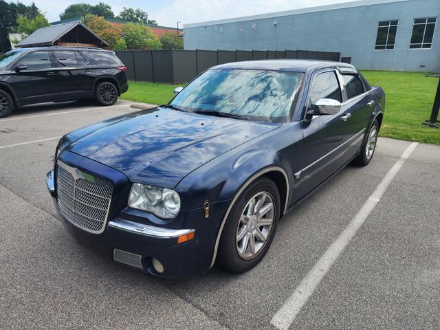 Photo of 2006 Blue Chrysler 300C