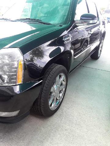 Photo of 2011 Black Cadillac Escalade EXT