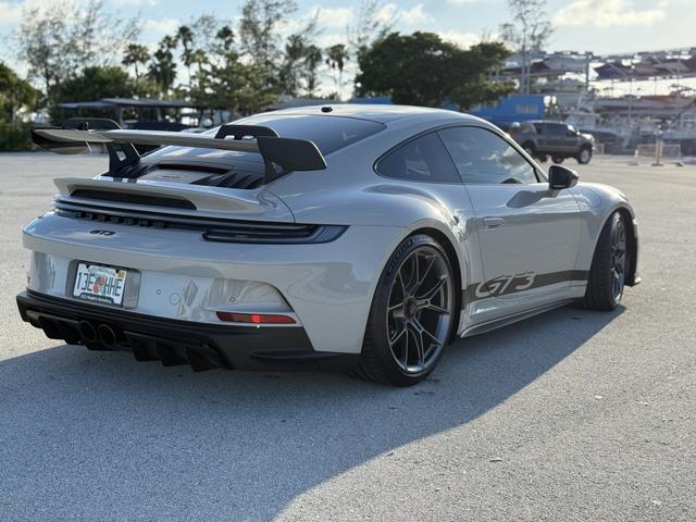 Photo of 2022 Gray Porsche 911