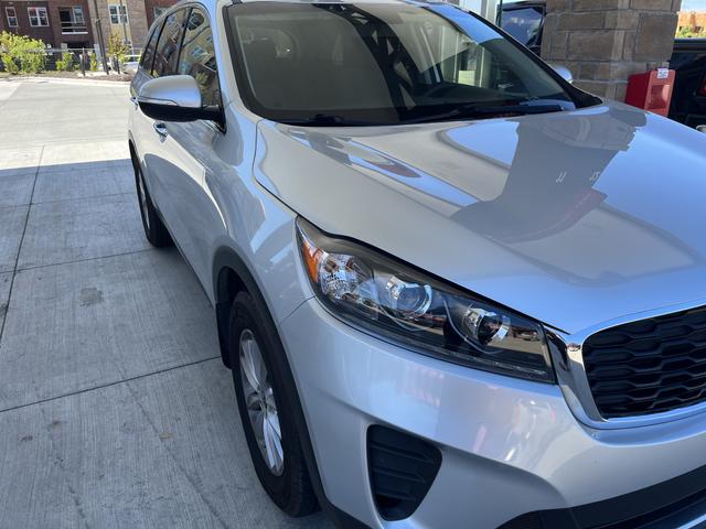 Photo of 2020 Silver Kia Sorento