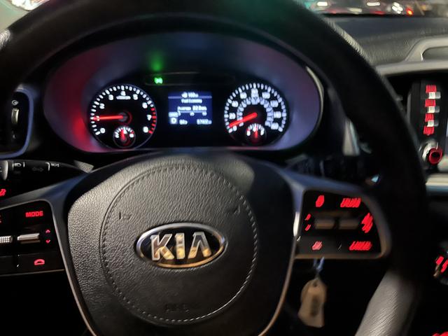 Photo of 2020 Silver Kia Sorento