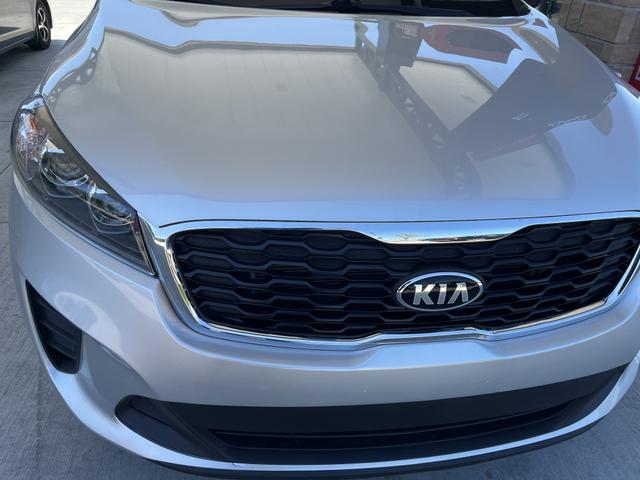 Photo of 2020 Silver Kia Sorento