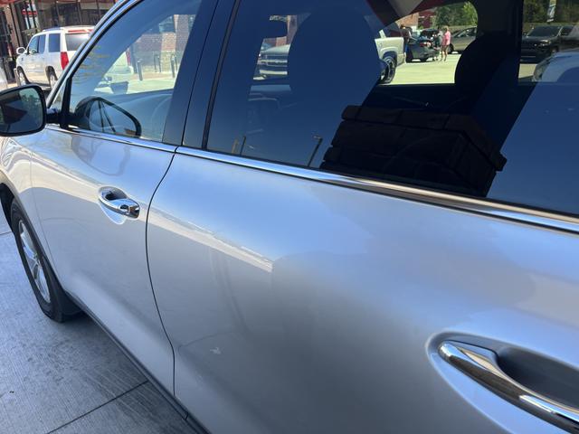 Photo of 2020 Silver Kia Sorento