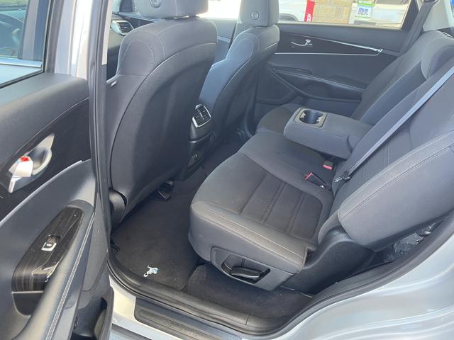 Photo of 2020 Silver Kia Sorento