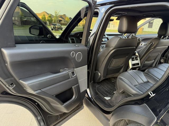 Photo of 2017 Black Land Rover Range Rover Sport