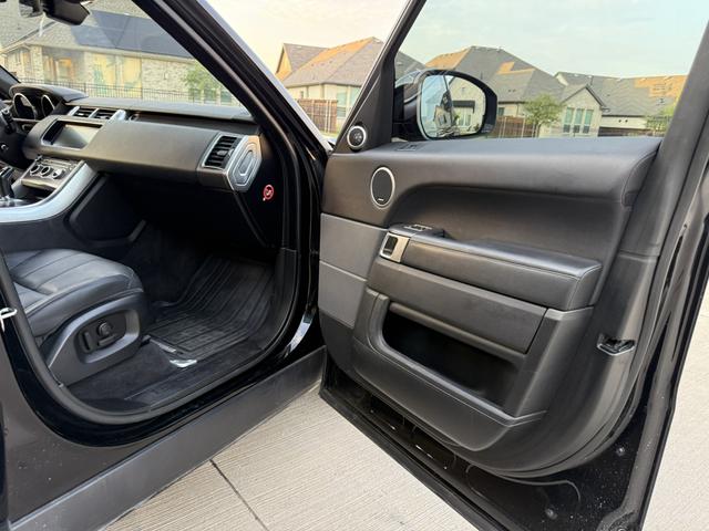 Photo of 2017 Black Land Rover Range Rover Sport