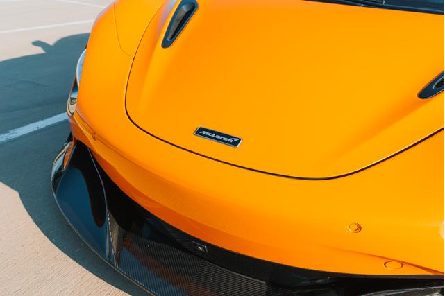Photo of 2019 Orange McLaren 720S