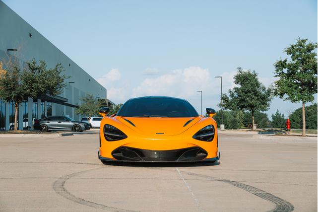 Photo of 2019 Orange McLaren 720S