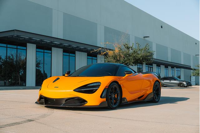 Photo of 2019 Orange McLaren 720S
