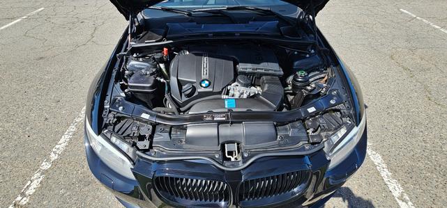 Photo of 2011 Black BMW 335