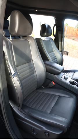 Photo of 2019 Black Jeep Grand Cherokee