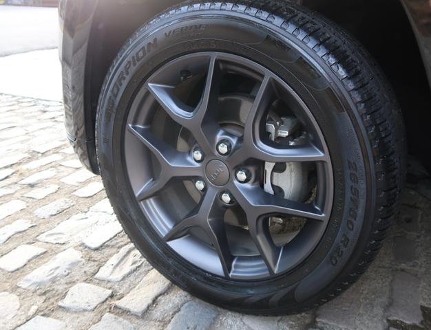 Photo of 2019 Black Jeep Grand Cherokee