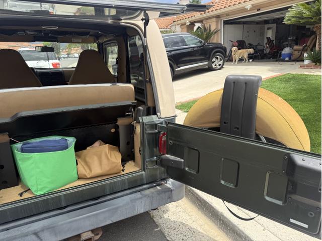 Photo of 1997 Green Jeep Wrangler