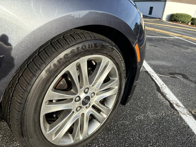 Photo of 2014 Gray Lincoln MKZ Hybrid