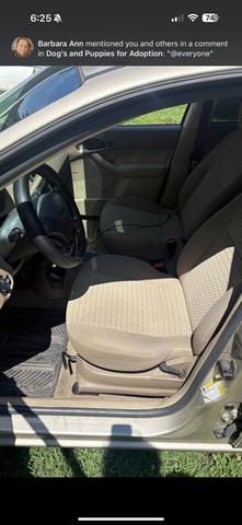 Photo of 2007 Gold Ford Focus