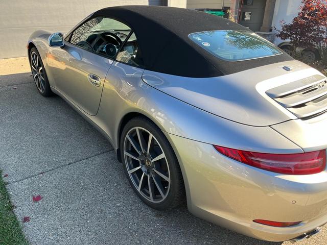 Photo of 2012 Silver Porsche 911
