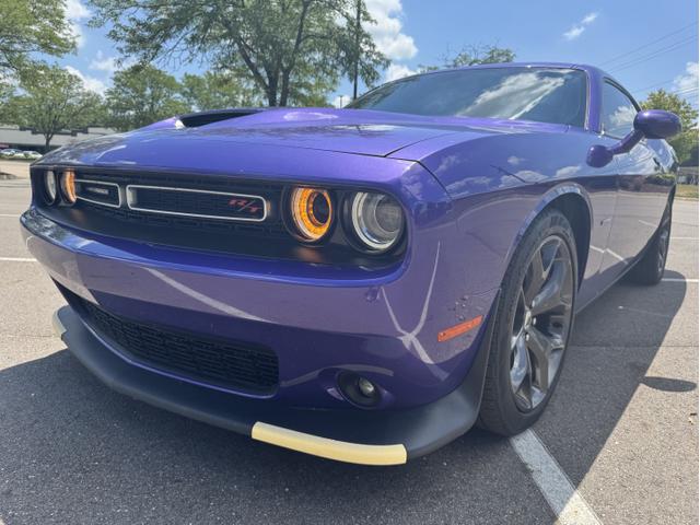 Photo of 2019 Purple Dodge Challenger