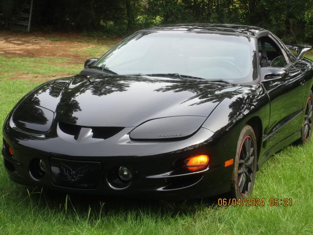 Photo of 2001 Black Pontiac Firebird
