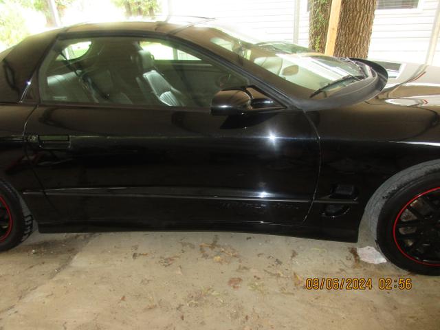Photo of 2001 Black Pontiac Firebird