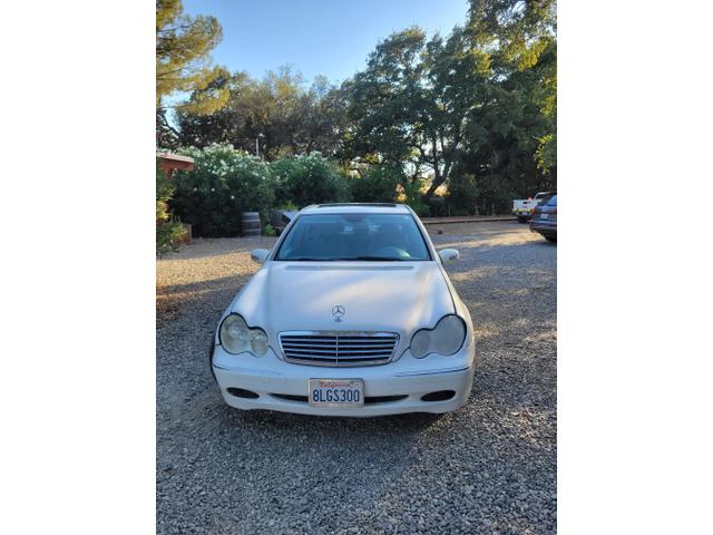 Photo of 2005 White Mercedes-Benz C-Class