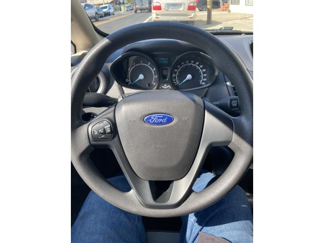 Photo of 2017 White Ford Fiesta