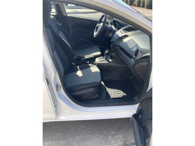 Photo of 2017 White Ford Fiesta
