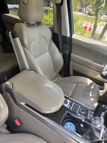 Photo of 2015 Black Land Rover Range Rover Sport