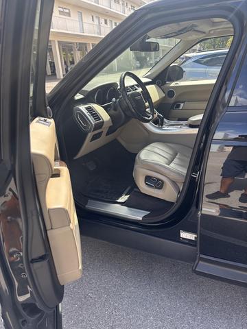 Photo of 2015 Black Land Rover Range Rover Sport