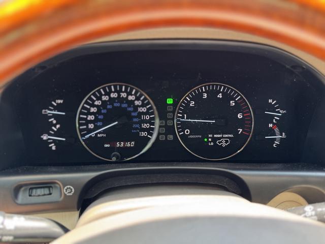 Photo of 2005 Beige Lexus LX 470