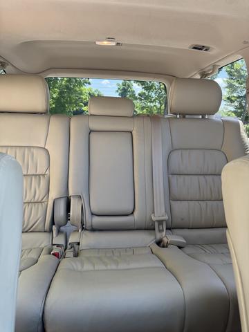 Photo of 2005 Beige Lexus LX 470