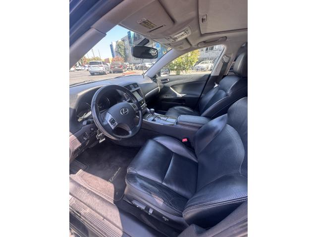 Photo of 2011 Gray Lexus IS 250