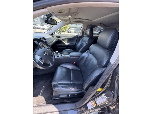 Photo of 2011 Gray Lexus IS 250