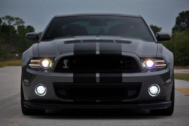 Photo of 2013 Gray Ford Mustang