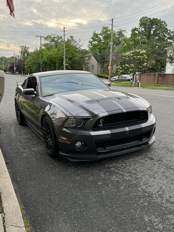 Photo of 2013 Gray Ford Mustang