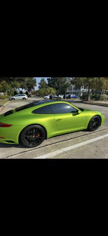 Photo of 2017 Gray Porsche 911