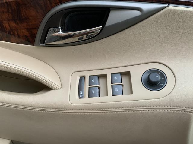 Photo of 2012 Beige Buick LaCrosse