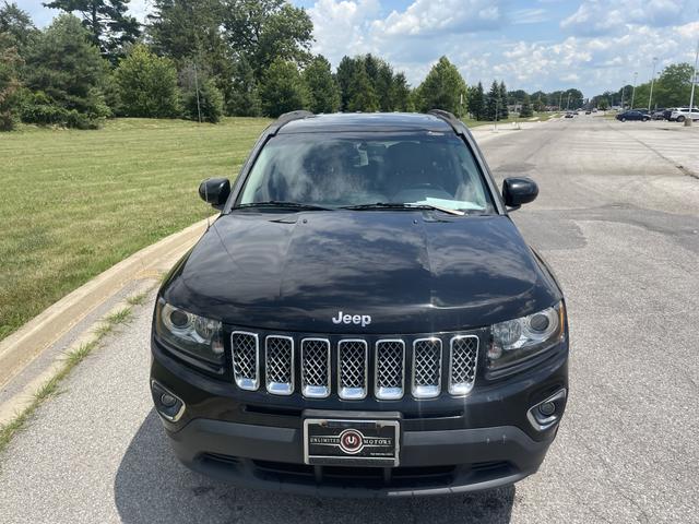 Photo of 2015 Black Jeep Compass