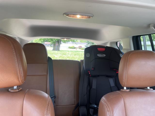 Photo of 2015 Black Jeep Compass