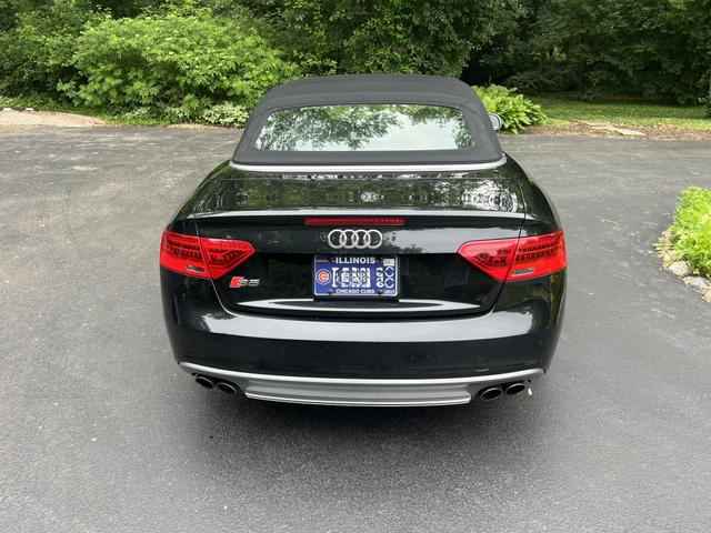 Photo of 2013 Black Audi S5