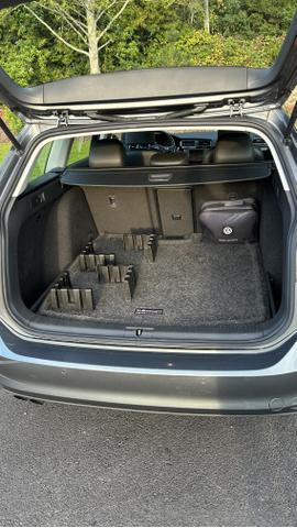 Photo of 2016 Gray Volkswagen Golf SportWagen