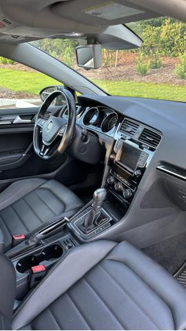 Photo of 2016 Gray Volkswagen Golf SportWagen