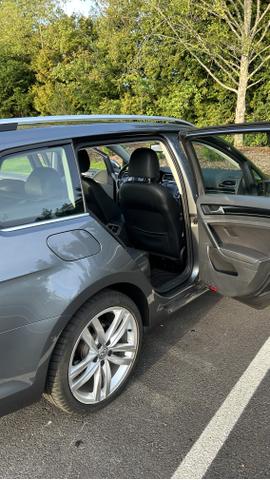 Photo of 2016 Gray Volkswagen Golf SportWagen