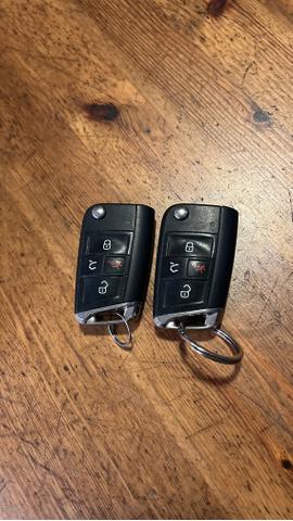 Photo of 2016 Gray Volkswagen Golf SportWagen